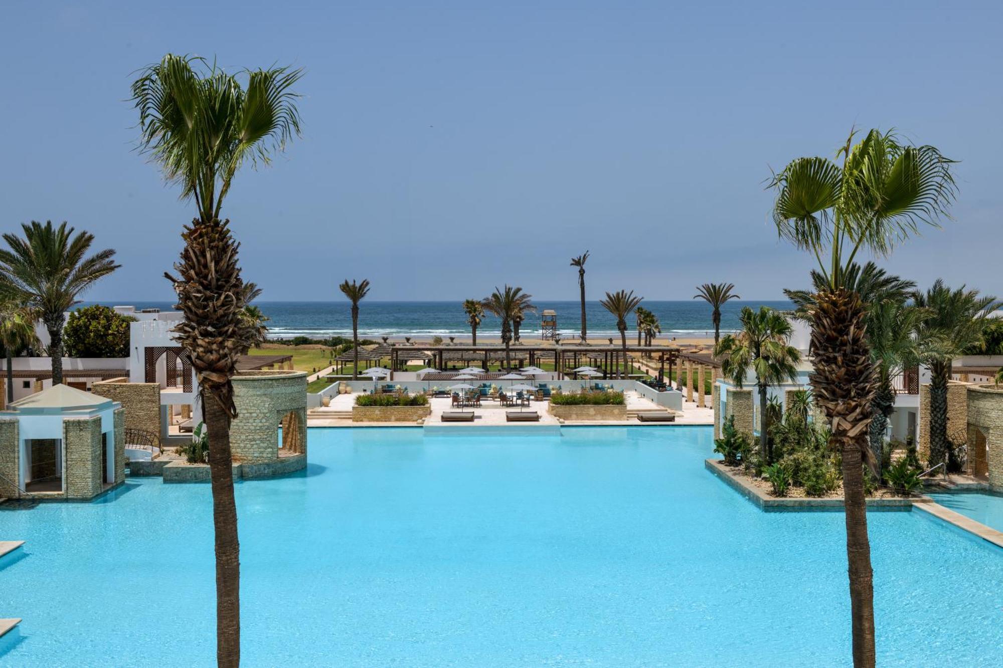 Sofitel Agadir Royal Bay Resort Eksteriør billede The pool at the Royal Beach Palace