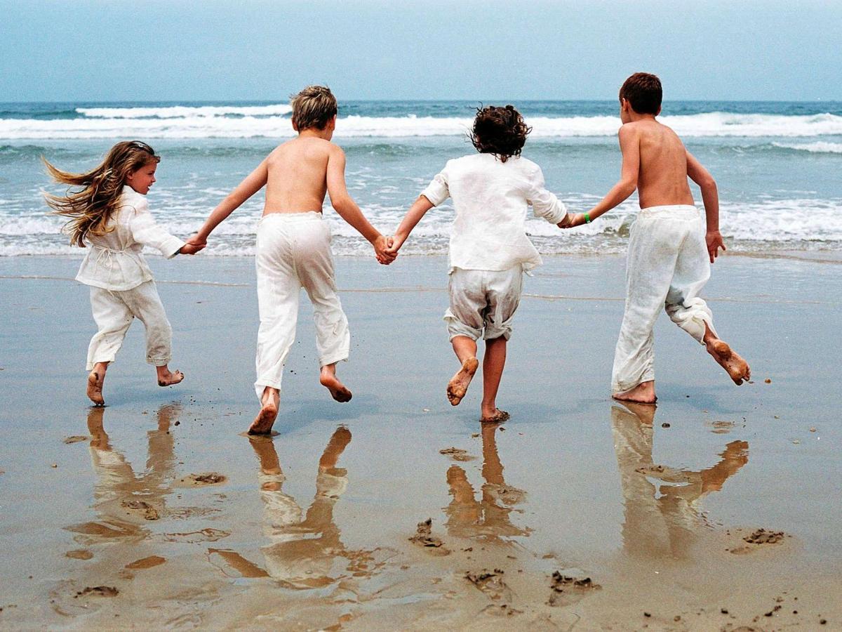 Sofitel Agadir Royal Bay Resort Eksteriør billede Children playing on the beach